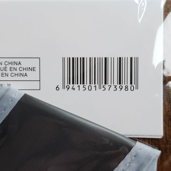 ADORABLE MARVEL Thor Hammer Baby Bib BNIP Mjölnir - Picture 2 of 3